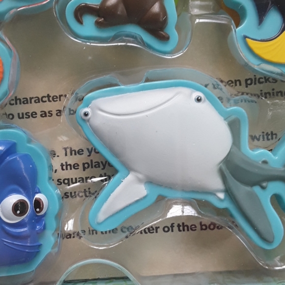 New Cute Disney Pixar Finding Dory Book Game - Picture 8 of 15